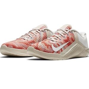 Nike Metcon 6 Training Shoe Desert Sand. Excellent Condition!  Size 9